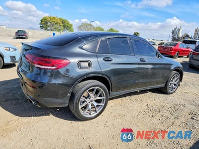 Trzecie zdjęcie samochodu z tyłu: 2021 MERCEDES-BENZ GLC COUPE 300 4MATIC VIN:W1N0J8EB3MF987632 - miniatura