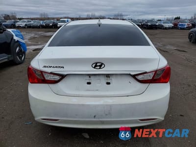 Zdjęcie 6 z 11 samochodu: 2013 HYUNDAI SONATA GLS VIN:5NPEB4AC5DH621226 - miniatura