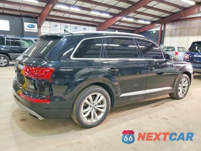 Trzecie zdjęcie samochodu z tyłu: 2017 AUDI Q7 PREMIUM VIN:WA1AAAF79HD021360 - miniatura