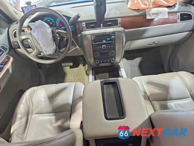 Zdjęcie 8 z 12 samochodu: 2008 GMC SIERRA K2500 HEAVY DUTY VIN:1GTHK23608F176094 - miniatura