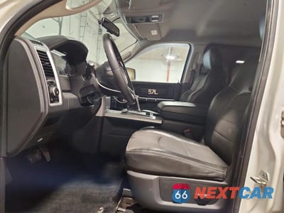 Zdjęcie 7 z 13 samochodu: 2010 DODGE RAM 1500 VIN:1D7RV1CT5AS182956 - miniatura
