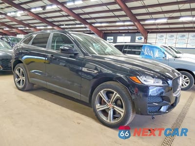 Czwarte zdjęcie samochodu z boku: 2017 JAGUAR F-PACE PREMIUM VIN:SADCJ2BVXHA880147 - miniatura