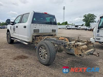 Drugie zdjęcie samochodu z przodu: 2019 FORD F250 SUPER DUTY VIN:1FT7W2BTXKEC74120 - miniatura