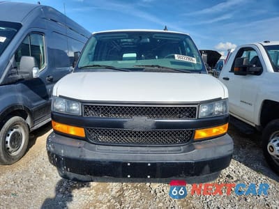 Piąte zdjęcie samochodu w środku: 2020 CHEVROLET EXPRESS G2500 VIN:1GCWGAFP5L1134002 - miniatura