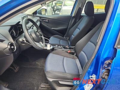 Zdjęcie 7 z 12 samochodu: 2017 TOYOTA YARIS IA BASE VIN:3MYDLBYV0HY148639 - miniatura