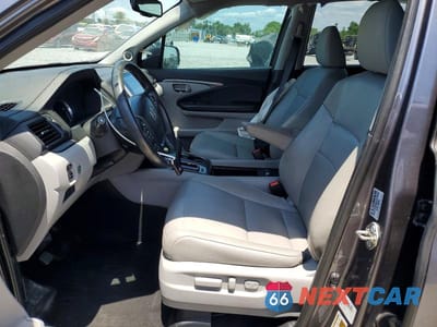Zdjęcie 7 z 13 samochodu: 2017 HONDA PILOT EXLN VIN:5FNYF5H71HB010419 - miniatura