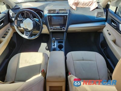 Zdjęcie 8 z 12 samochodu: 2018 SUBARU LEGACY 2.5I PREMIUM VIN:4S3BNAC67J3028913 - miniatura