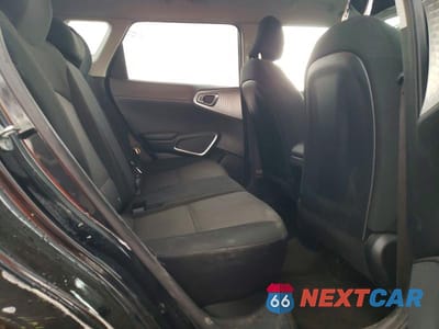 Zdjęcie 11 z 13 samochodu: 2022 KIA SOUL LX VIN:KNDJ23AU2N7158162 - miniatura