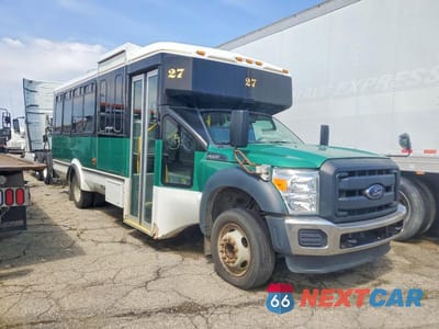 Piąte zdjęcie samochodu w środku: 2013 FORD F550 SUPER DUTY VIN:1FDGF5GY0DEA51976 - miniatura