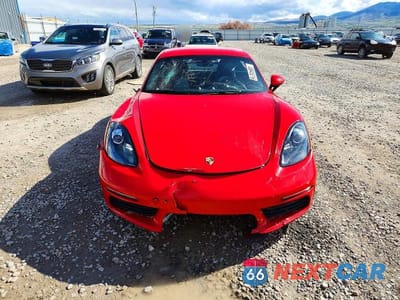Piąte zdjęcie samochodu w środku: 2018 PORSCHE CAYMAN VIN:WP0AA2A80JK261751 - miniatura