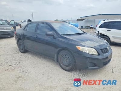 Czwarte zdjęcie samochodu z boku: 2010 TOYOTA COROLLA LE VIN:1NXBU4EE1AZ313413 - miniatura