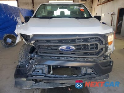 Piąte zdjęcie samochodu w środku: 2022 FORD F150 VIN:1FTMF1E57NKE03477 - miniatura