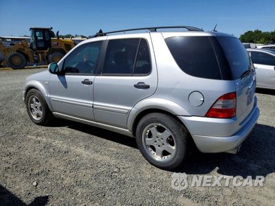 Drugie zdjęcie samochodu z przodu: 2000 MERCEDES-BENZ ML 430 VIN:4JGAB72E8YA194018 - miniatura