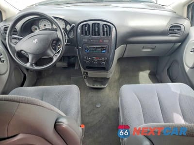 Zdjęcie 8 z 13 samochodu: 2005 DODGE GRAND CARAVAN SXT VIN:2D8GP44L35R271834 - miniatura