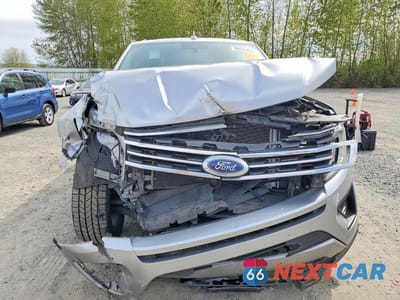 Piąte zdjęcie samochodu w środku: 2020 FORD EXPEDITION XLT VIN:1FMJU1JTXLEA94611 - miniatura