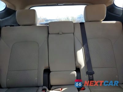 Zdjęcie 10 z 12 samochodu: 2017 HYUNDAI SANTA FE SPORT 2.4L VIN:5XYZUDLB1HG386014 - miniatura