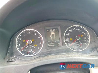 Zdjęcie 9 z 13 samochodu: 2016 VOLKSWAGEN TIGUAN S VIN:WVGAV7AX2GW540964 - miniatura