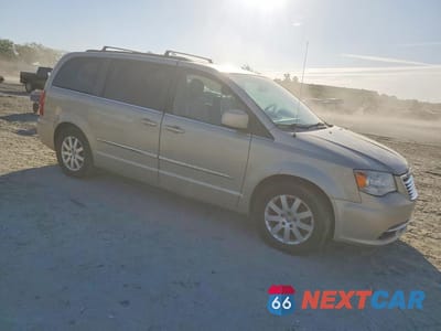 Czwarte zdjęcie samochodu z boku: 2016 CHRYSLER TOWN & COUNTRY TOURING VIN:2C4RC1BG2GR287243 - miniatura