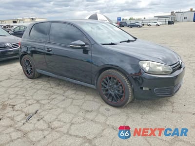 Czwarte zdjęcie samochodu z boku: 2011 VOLKSWAGEN GOLF VIN:WVWBB7AJ5BW218745 - miniatura