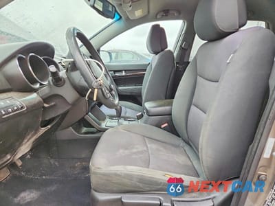 Zdjęcie 7 z 13 samochodu: 2011 KIA SORENTO LX VIN:5XYKTDA28BG151785 - miniatura