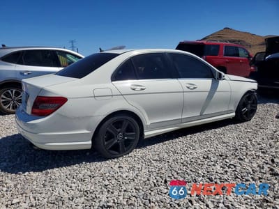 Trzecie zdjęcie samochodu z tyłu: 2010 MERCEDES-BENZ C 300 VIN:WDDGF5EB4AR087070 - miniatura