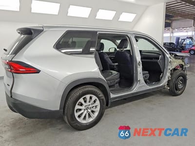 Trzecie zdjęcie samochodu z tyłu: 2024 TOYOTA GRAND HIGHLANDER HYBRID XLE VIN:5TDACAB59RS017495 - miniatura