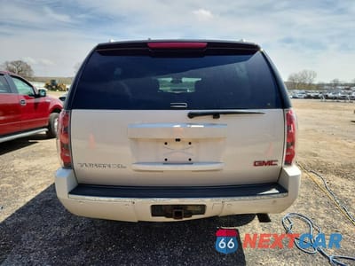 Zdjęcie 6 z 12 samochodu: 2013 GMC YUKON XL DENALI VIN:1GKS2MEF3DR335363 - miniatura