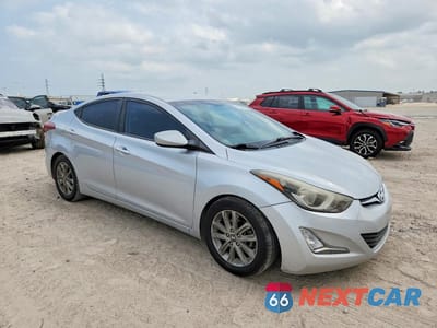 Czwarte zdjęcie samochodu z boku: 2014 HYUNDAI ELANTRA SE VIN:KMHDH4AE9EU210734 - miniatura