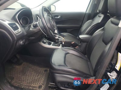 Zdjęcie 7 z 13 samochodu: 2017 JEEP COMPASS LATITUDE VIN:3C4NJDBB4HT660789 - miniatura