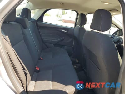Zdjęcie 10 z 12 samochodu: 2018 FORD FOCUS SE VIN:1FADP3FE5JL210181 - miniatura