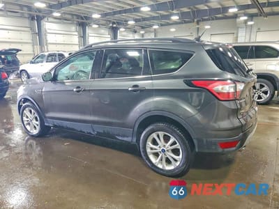 Drugie zdjęcie samochodu z przodu: 2018 FORD ESCAPE SE VIN:1FMCU0GDXJUC69221 - miniatura