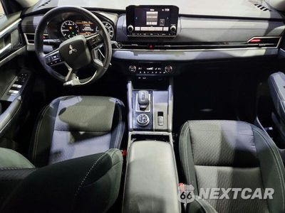 Zdjęcie 8 z 14 samochodu: 2024 MITSUBISHI OUTLANDER ES VIN:JA4J4UA81RZ029580 - miniatura