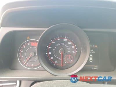Zdjęcie 9 z 12 samochodu: 2021 HYUNDAI ELANTRA SEL VIN:5NPLM4AG6MH025398 - miniatura