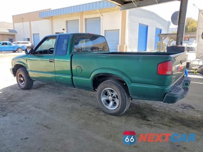 Drugie zdjęcie samochodu z przodu: 2000 CHEVROLET S TRUCK S10 VIN:1GCCS19W3YK187786 - miniatura