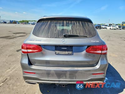 Zdjęcie 6 z 13 samochodu: 2016 MERCEDES-BENZ GLC 300 4MATIC VIN:WDC0G4KB6GF108660 - miniatura