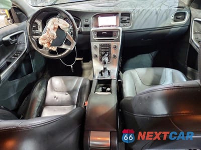 Zdjęcie 8 z 13 samochodu: 2018 VOLVO S60 INSCRIPTION VIN:LYV402TK7JB172430 - miniatura
