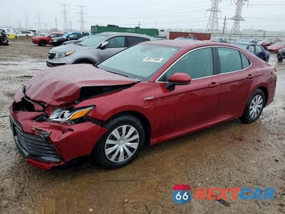 2021 TOYOTA CAMRY HYBRID LE 4T1C31AKXMU031115 - główne zdjęcie licytacji z USA - miniatura