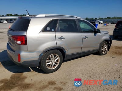 Trzecie zdjęcie samochodu z tyłu: 2014 KIA SORENTO LX VIN:5XYKT3A60EG474164 - miniatura