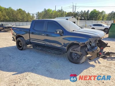 Czwarte zdjęcie samochodu z boku: 2021 CHEVROLET SILVERADO K1500 LT TRAIL BOSS VIN:3GCPYFED4MG168831 - miniatura