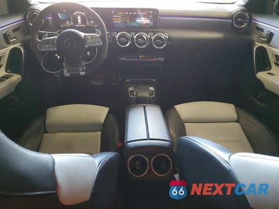 Zdjęcie 8 z 12 samochodu: 2020 MERCEDES-BENZ CLA AMG 35 4MATIC VIN:W1K5J5BB4LN110657 - miniatura