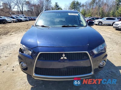 Piąte zdjęcie samochodu w środku: 2013 MITSUBISHI OUTLANDER SE VIN:JA4JT3AW0DU019897 - miniatura