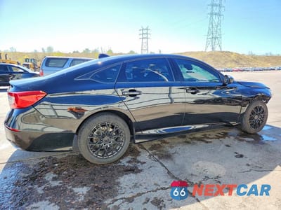Trzecie zdjęcie samochodu z tyłu: 2018 HONDA ACCORD LX VIN:1HGCV1F10JA053329 - miniatura