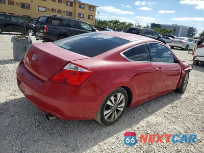 Trzecie zdjęcie samochodu z tyłu: 2010 HONDA ACCORD LX VIN:1HGCS1B31AA017813 - miniatura