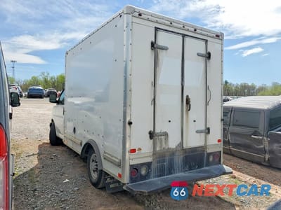 Drugie zdjęcie samochodu z przodu: 2015 CHEV EXPRESS G3500 VIN:1GB0G2CG9F1277527 - miniatura