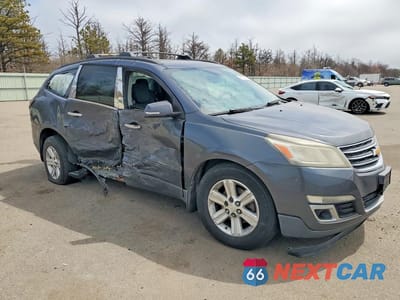 Czwarte zdjęcie samochodu z boku: 2013 CHEVROLET TRAVERSE LT VIN:1GNKRGKD9DJ124878 - miniatura