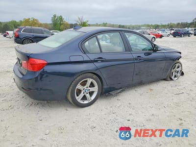 Trzecie zdjęcie samochodu z tyłu: 2014 BMW 328 XI SULEV VIN:WBA3B5G56ENS11412 - miniatura
