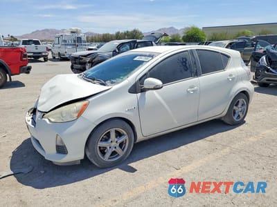 2013 TOYOTA PRIUS C JTDKDTB30D1529759 - główne zdjęcie licytacji z USA - miniatura
