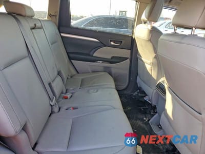 Zdjęcie 11 z 12 samochodu: 2017 TOYOTA HIGHLANDER XLE VIN:5TDJZRFH0HS377612 - miniatura