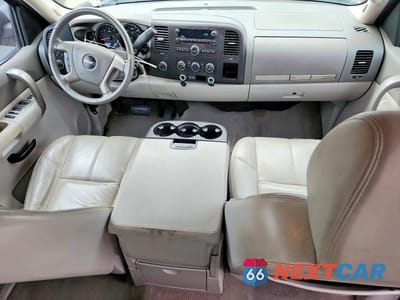 Zdjęcie 8 z 11 samochodu: 2008 GMC SIERRA K1500 VIN:1GTEK19088Z158506 - miniatura