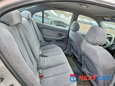 Zdjęcie 10 z 11 samochodu: 2006 HYUNDAI ELANTRA GLS VIN:KMHDN46D36U378119 - miniatura